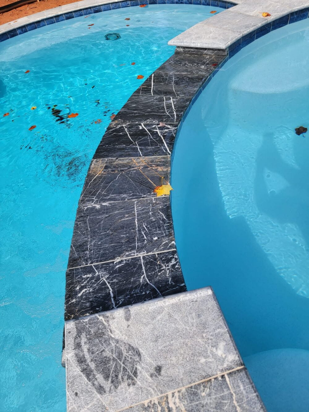 Noda silver pool coping high quality sallers by Noda Stone.